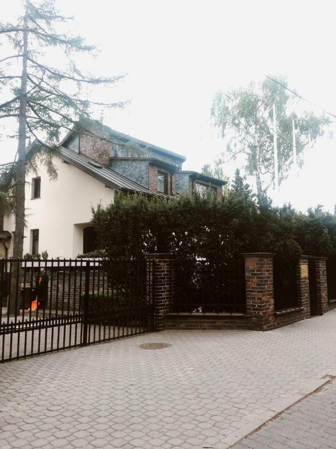 Guest House Villa Arkadia Varşovia Exterior foto